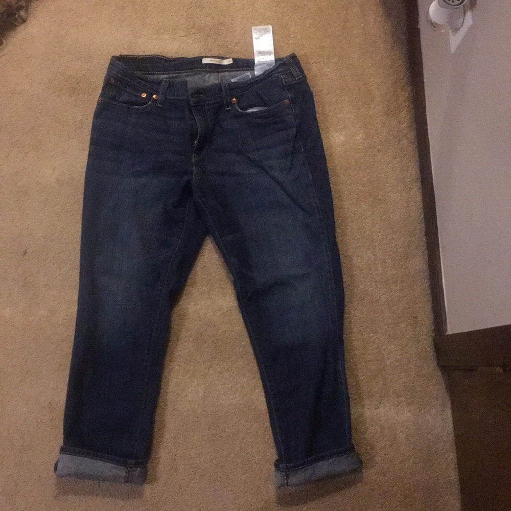 Levi’s denim capris